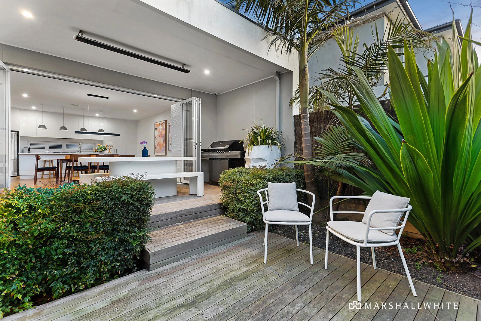 1/4 Beach Grove, Mornington, 3931