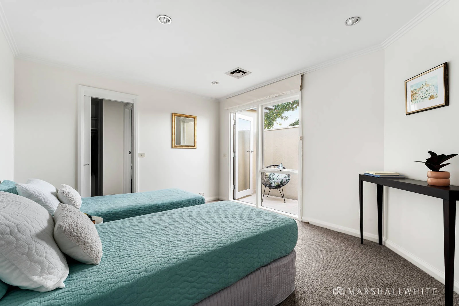 2/5 Illawarra Road, Hawthorn, VIC