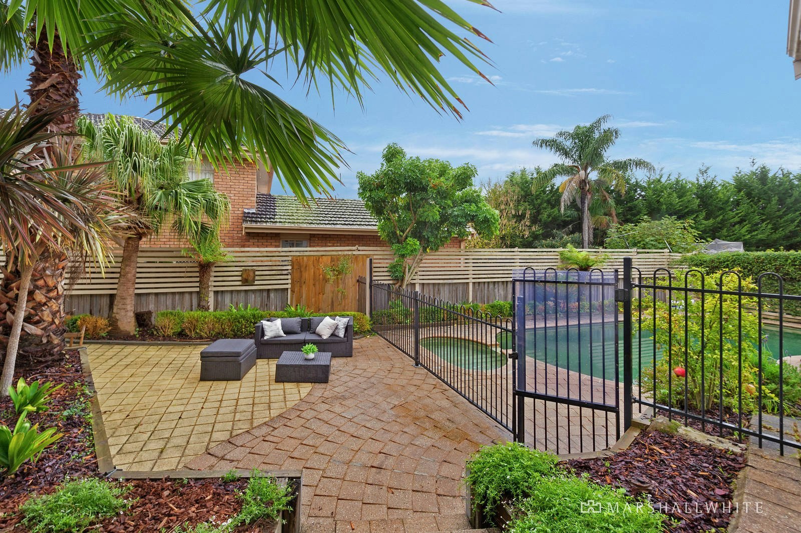 31 Tidcombe Crescent, Doncaster East, VIC