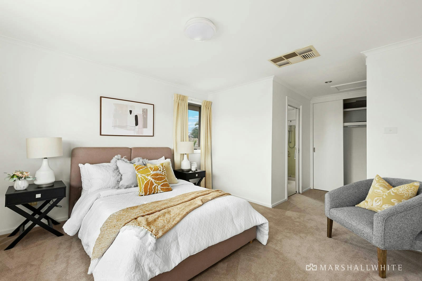 31 Tidcombe Crescent, Doncaster East, VIC