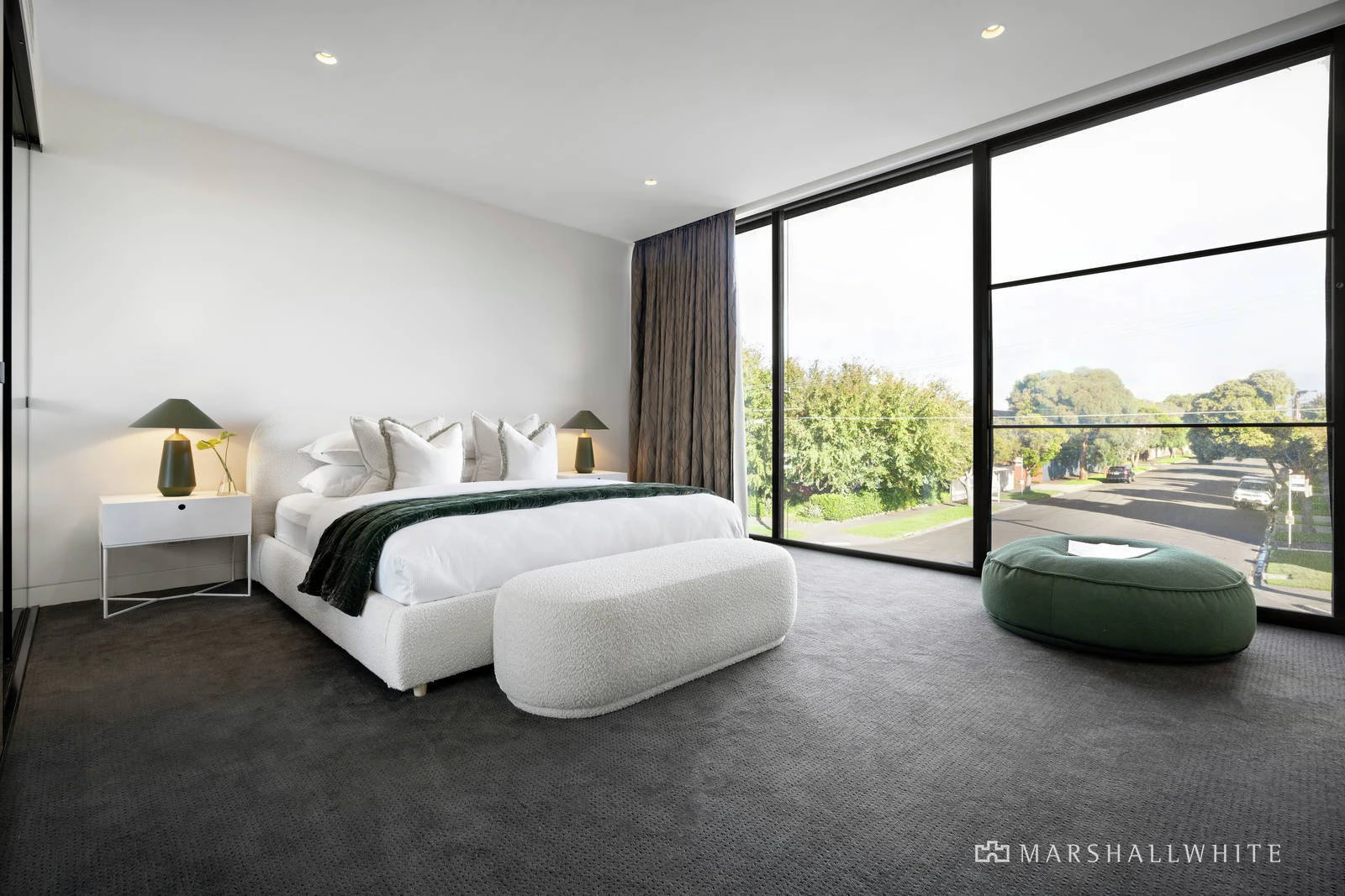 2 Horton Close, Brighton, VIC