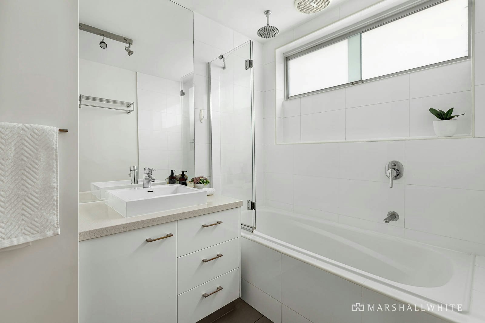 1/20 Highbury Grove, Kew, VIC