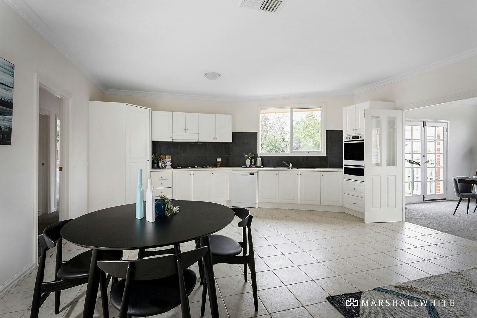 2/104 Broughton Road, Surrey Hills, VIC