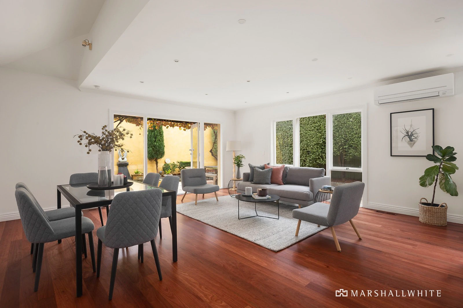 2 Moresby Street, Canterbury, VIC