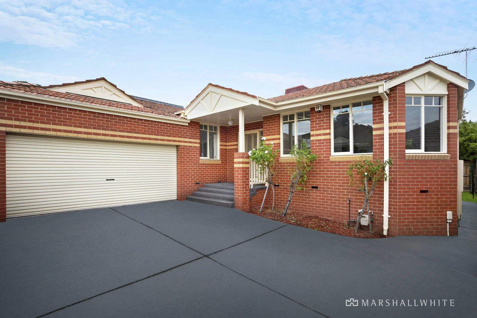 2/104 Broughton Road, Surrey Hills, VIC
