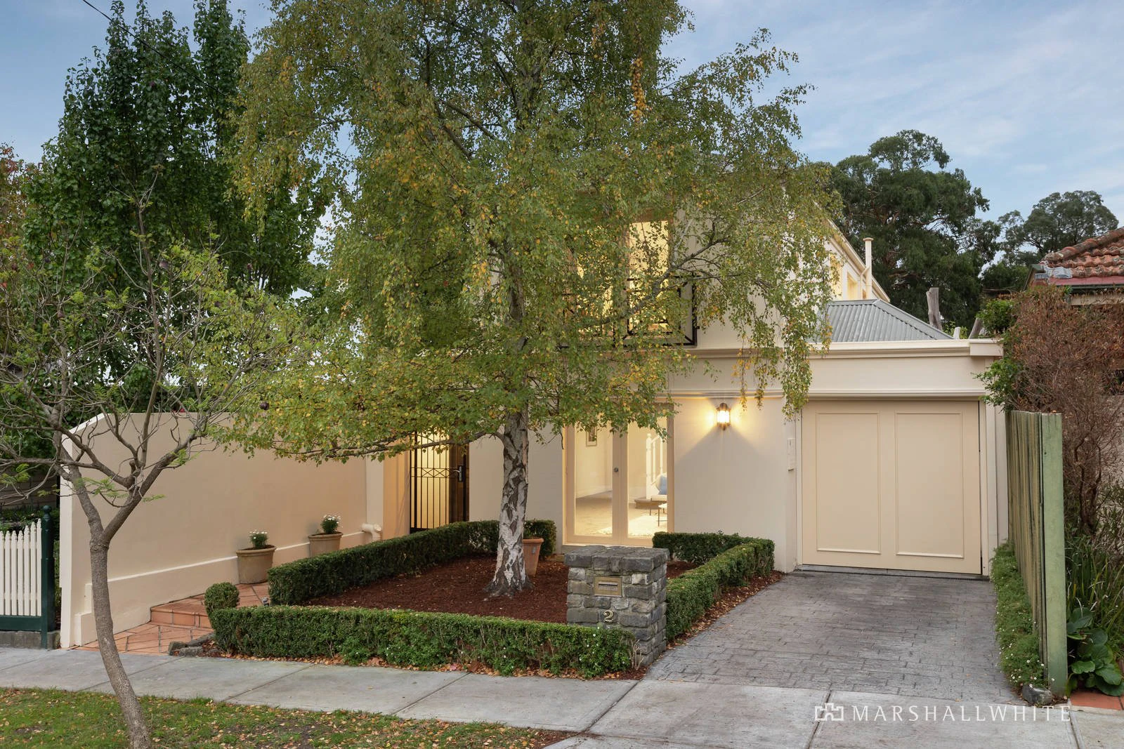 2 Moresby Street, Canterbury, VIC