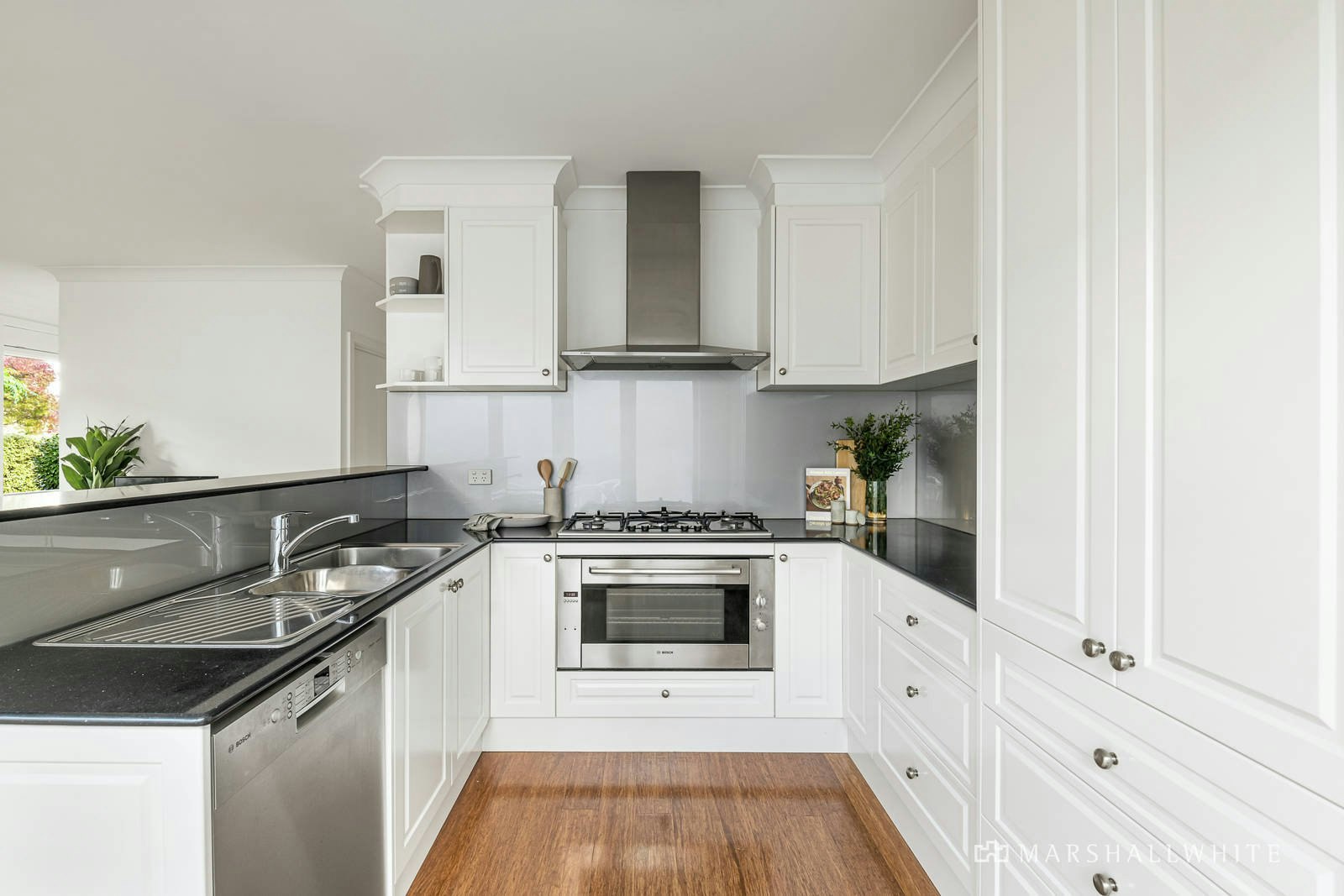 1/11 Bowen Street, Kew, VIC