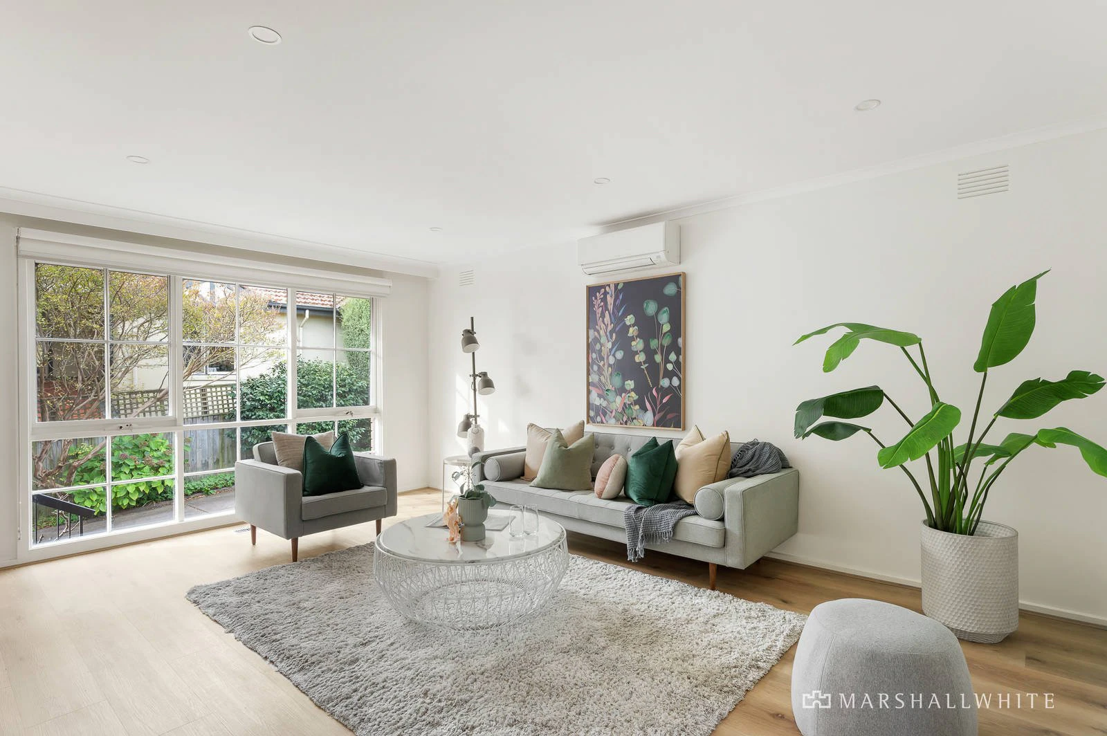 2/13 Benwerrin Road, Surrey Hills, VIC