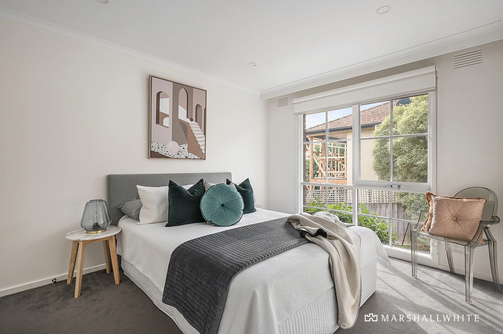 2/13 Benwerrin Road, Surrey Hills, VIC