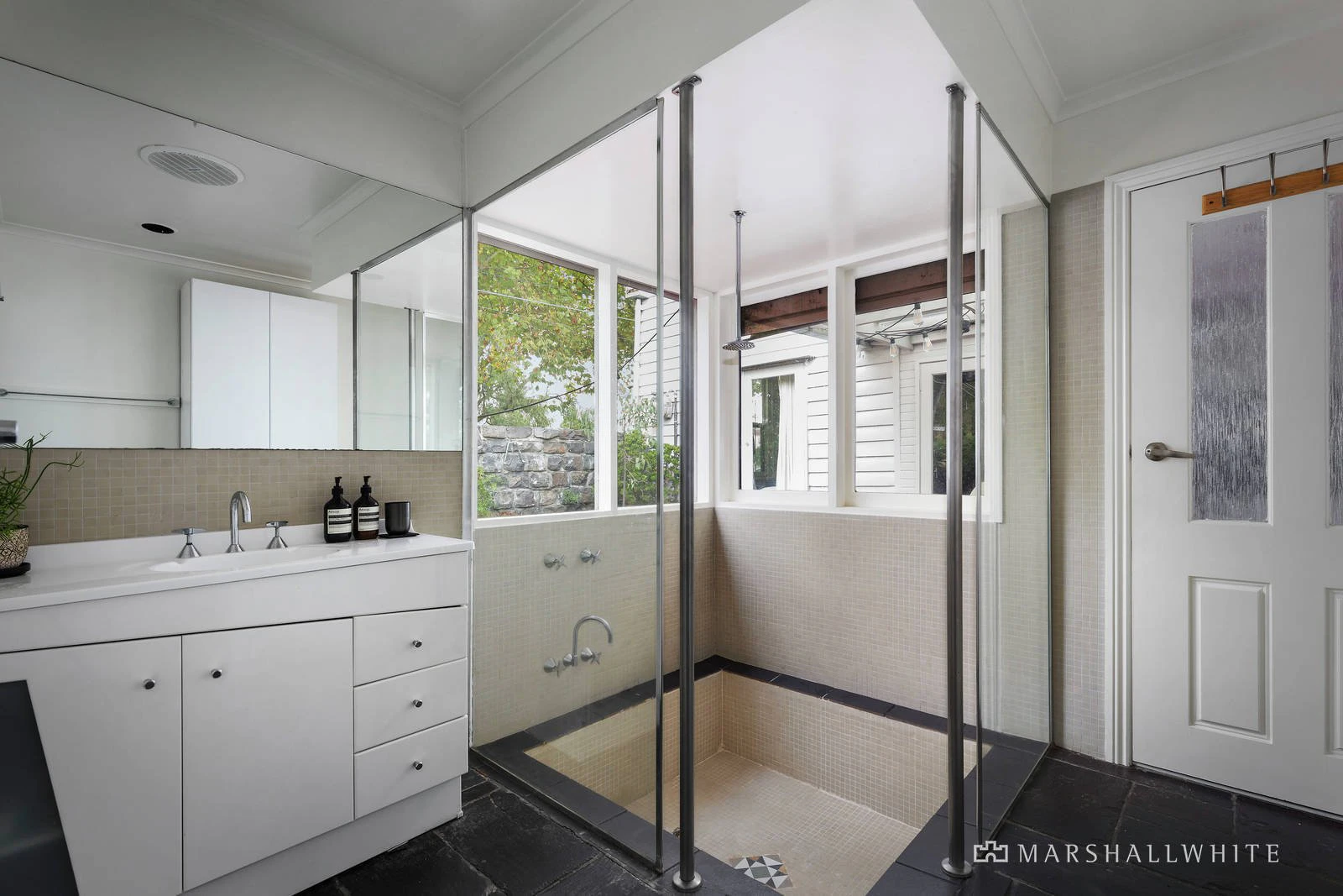 24 Henderson Street, South Melbourne, VIC