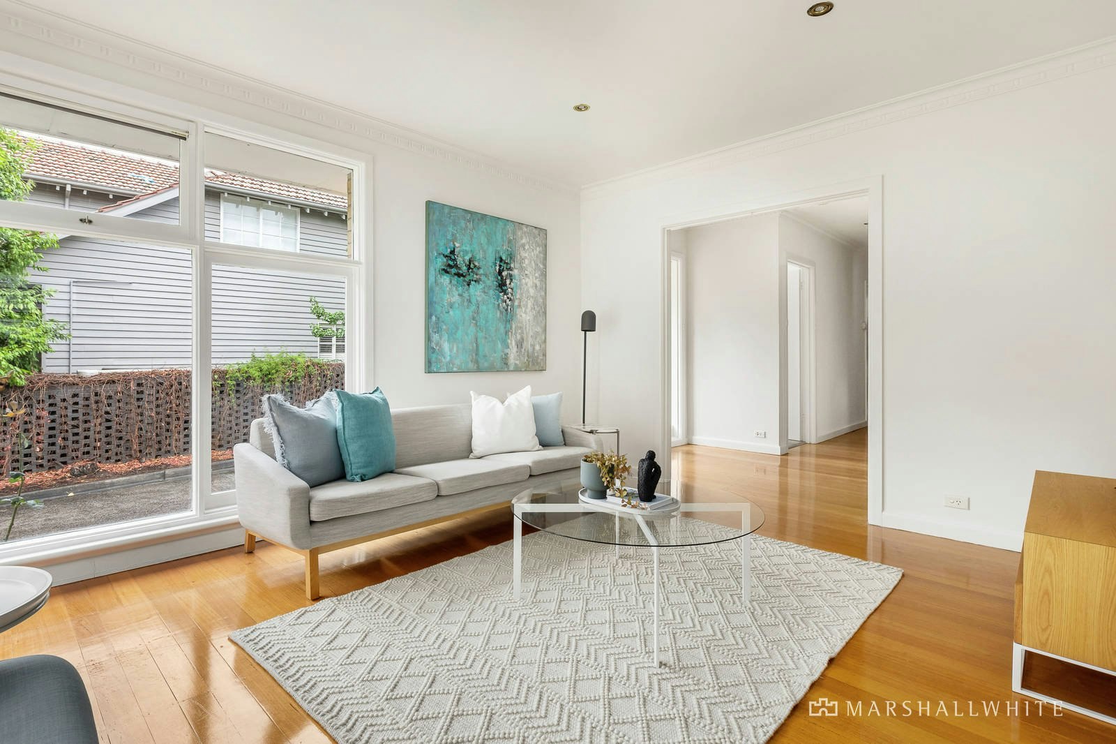 1/4 Hillside Parade, Glen Iris, VIC