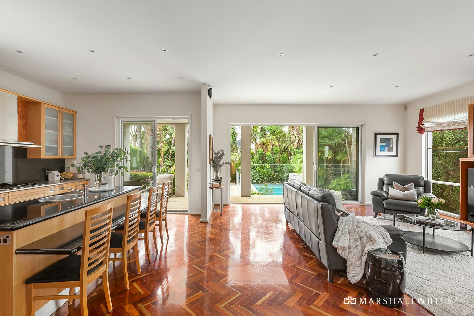 15 Cloverdale Road, Glen Iris, VIC