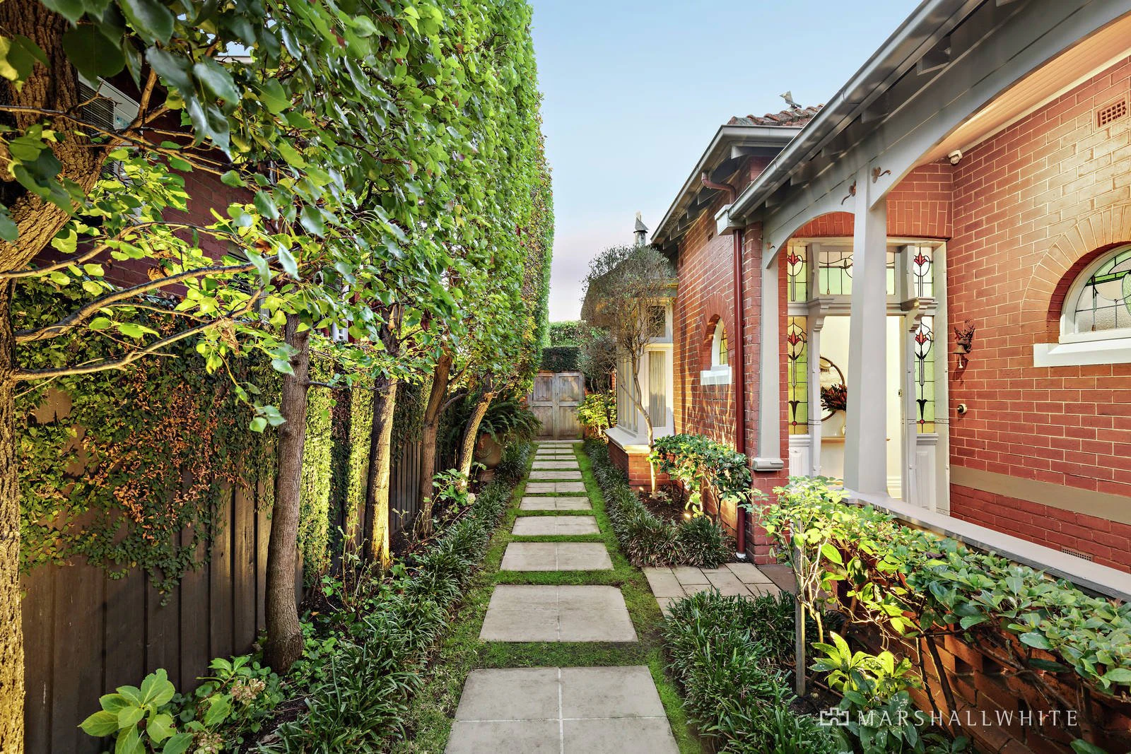 9 Central Park Road, Malvern East, VIC