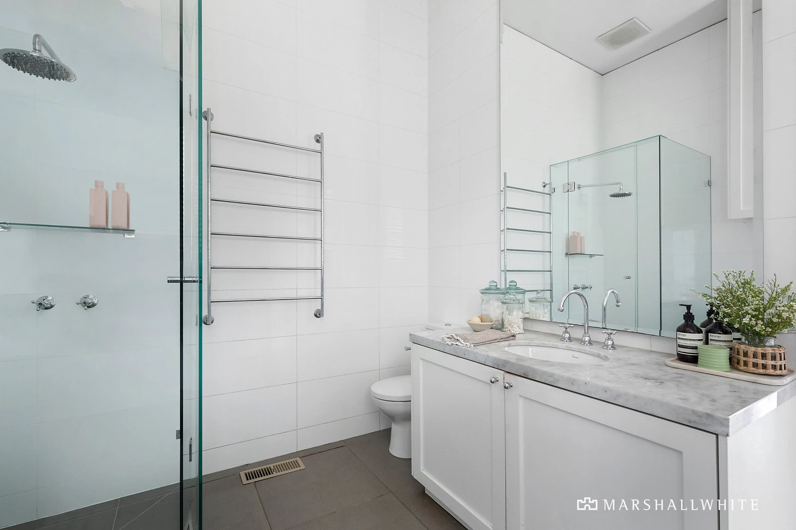 9 Central Park Road, Malvern East, VIC
