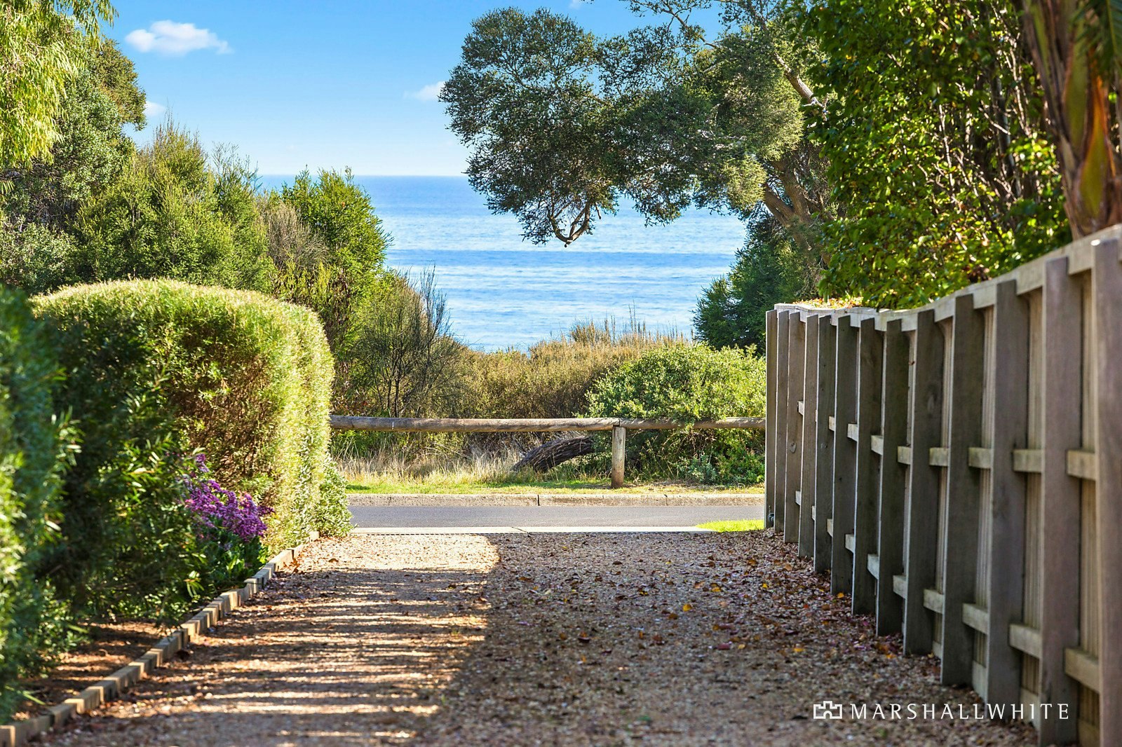 8A Earimil Drive, Mount Eliza, VIC