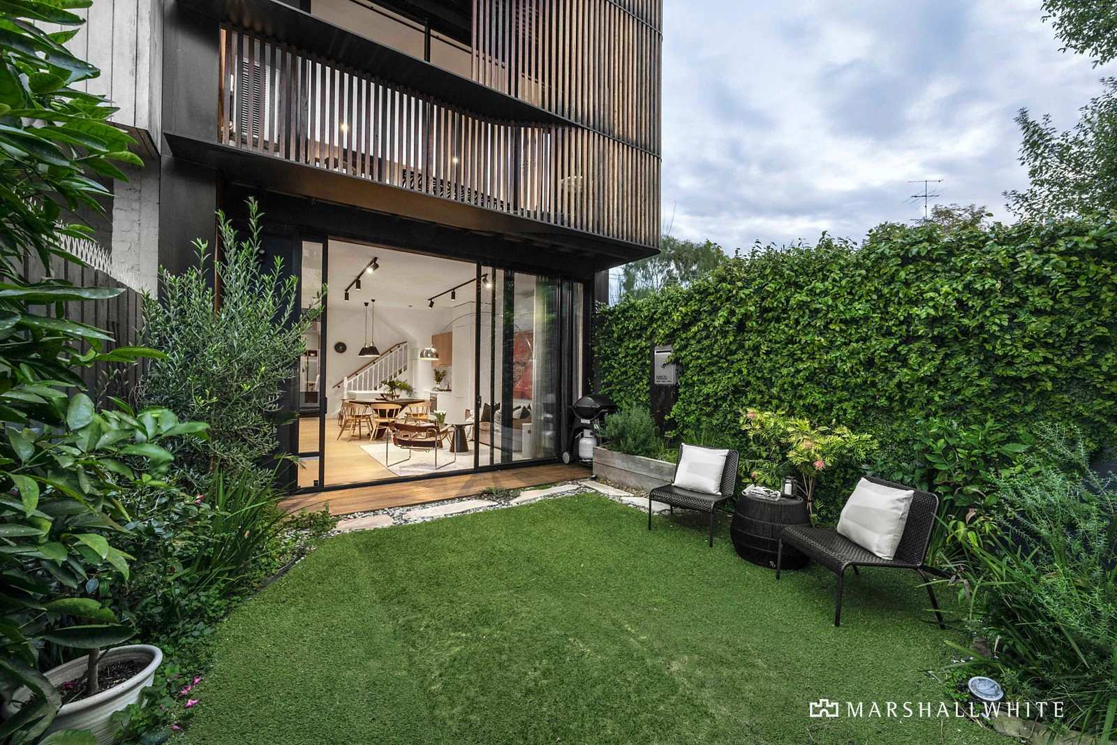 152 Napier Street, South Melbourne, VIC