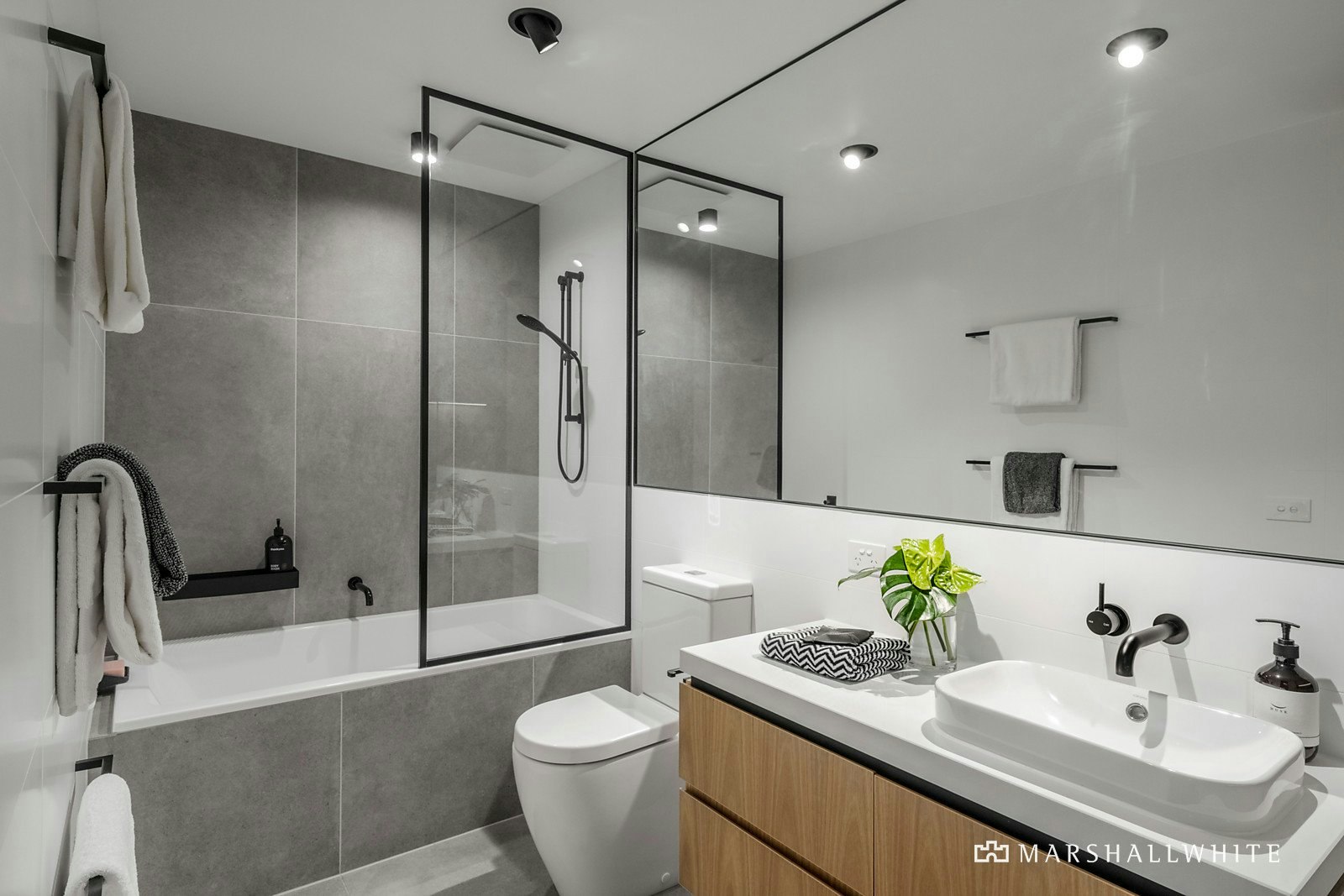 152 Napier Street, South Melbourne, VIC