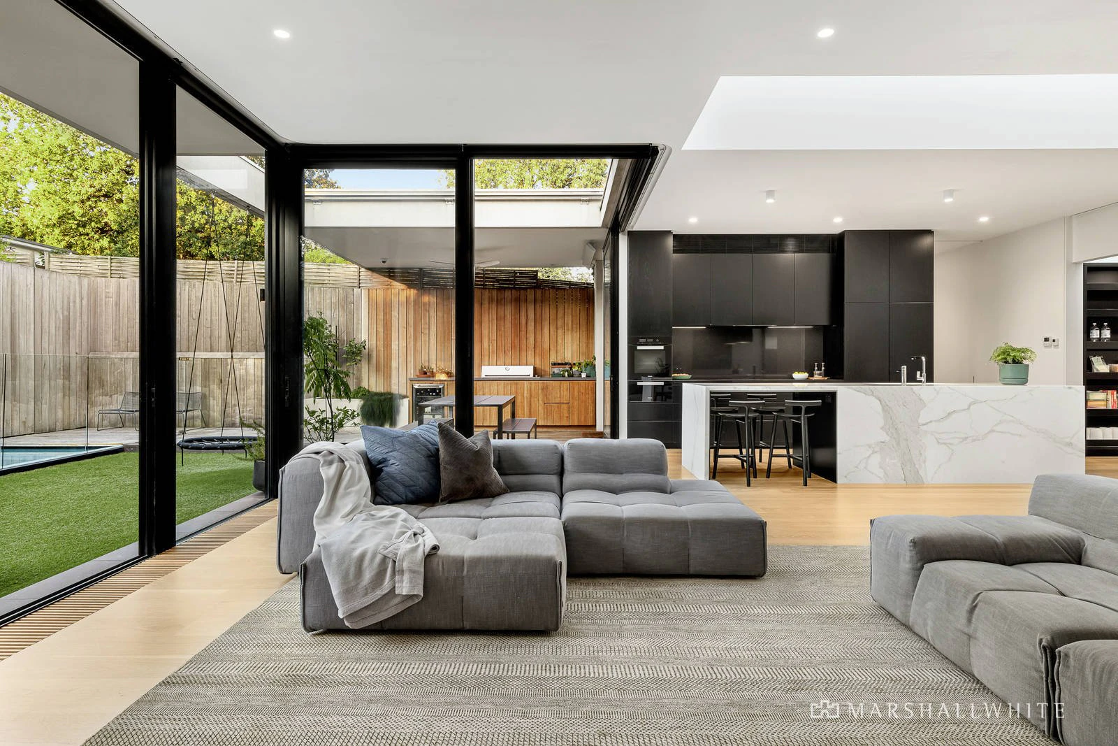 29 Kingston Road, Surrey Hills, VIC