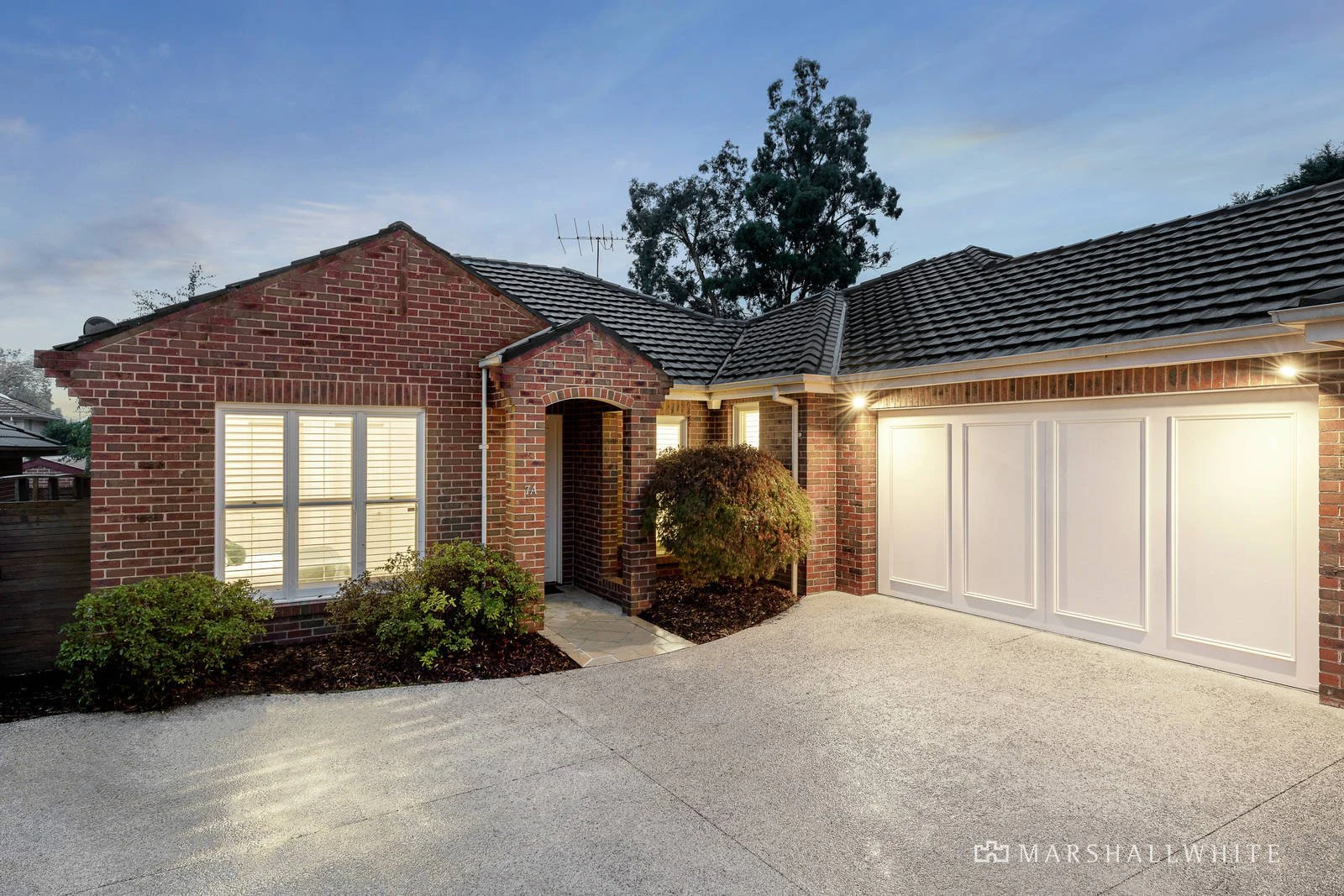 2/7 St Georges Crescent, Ashburton, VIC