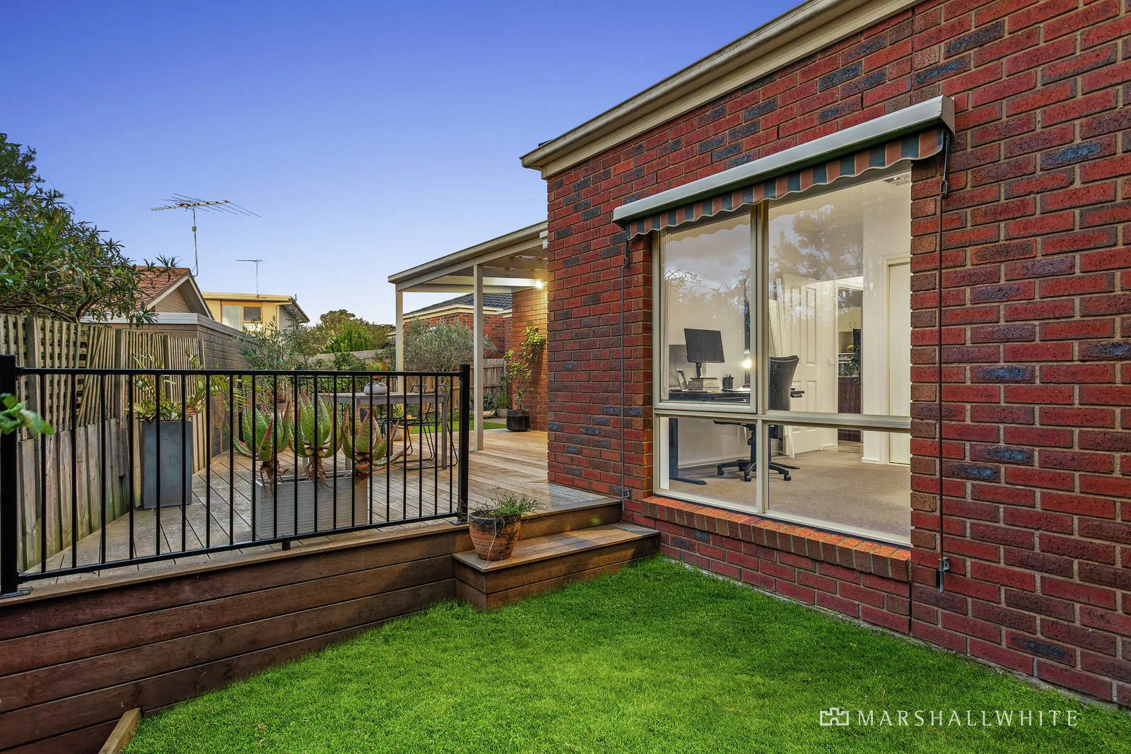 4/100 Beleura Hill Road, Mornington, VIC