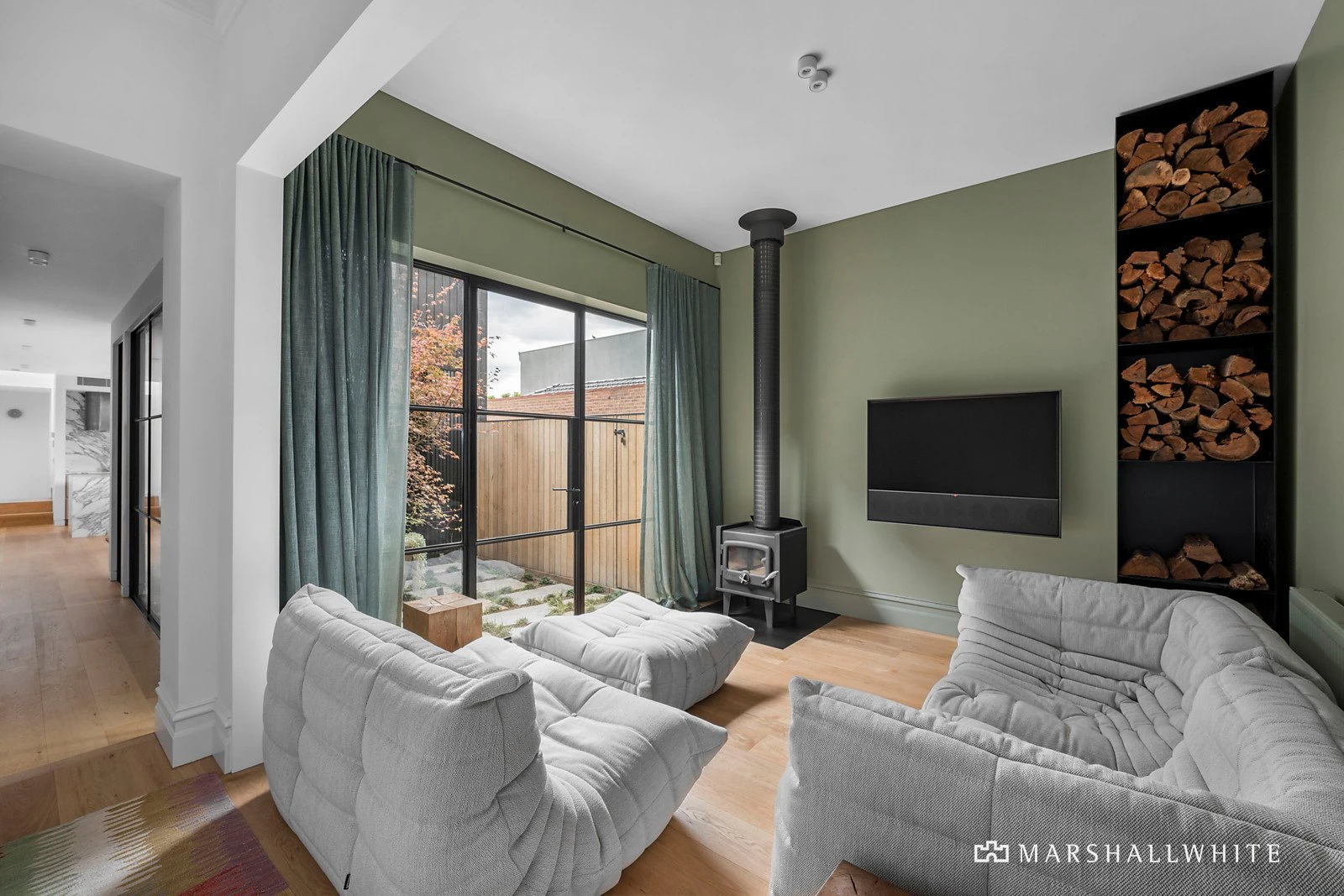 3 Finlay Street, Albert Park, VIC