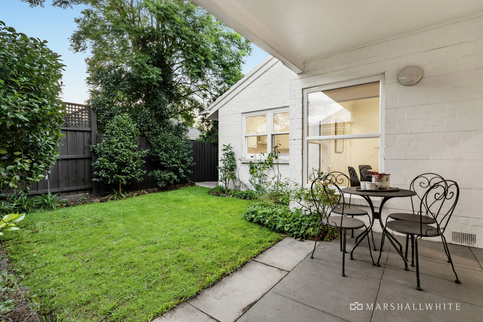 17a Salisbury Avenue, Mont Albert, VIC
