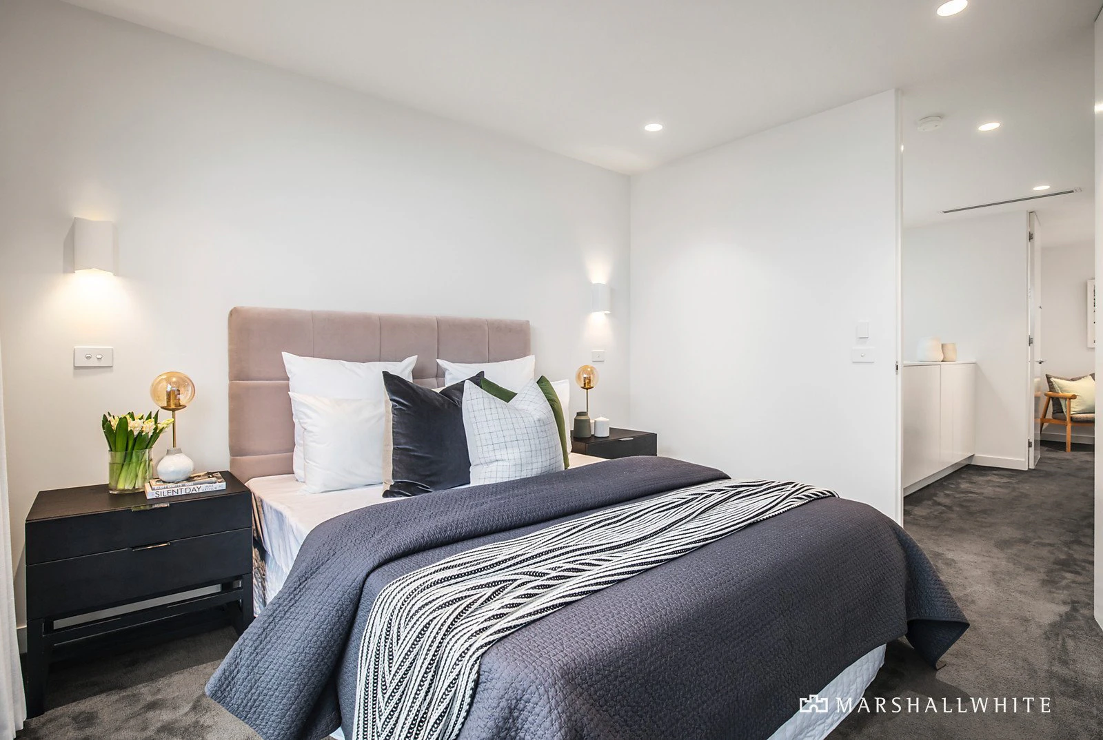 8 Oak Grove, Ripponlea, VIC