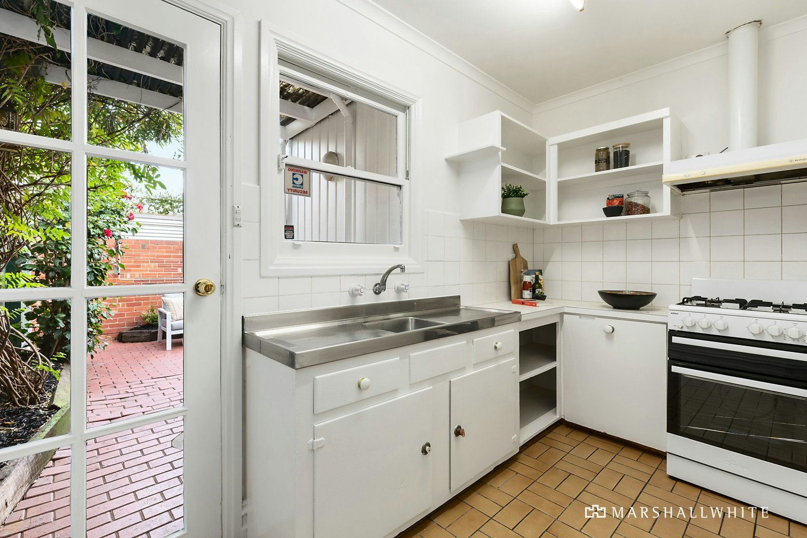 12 Derham Street, Port Melbourne, VIC