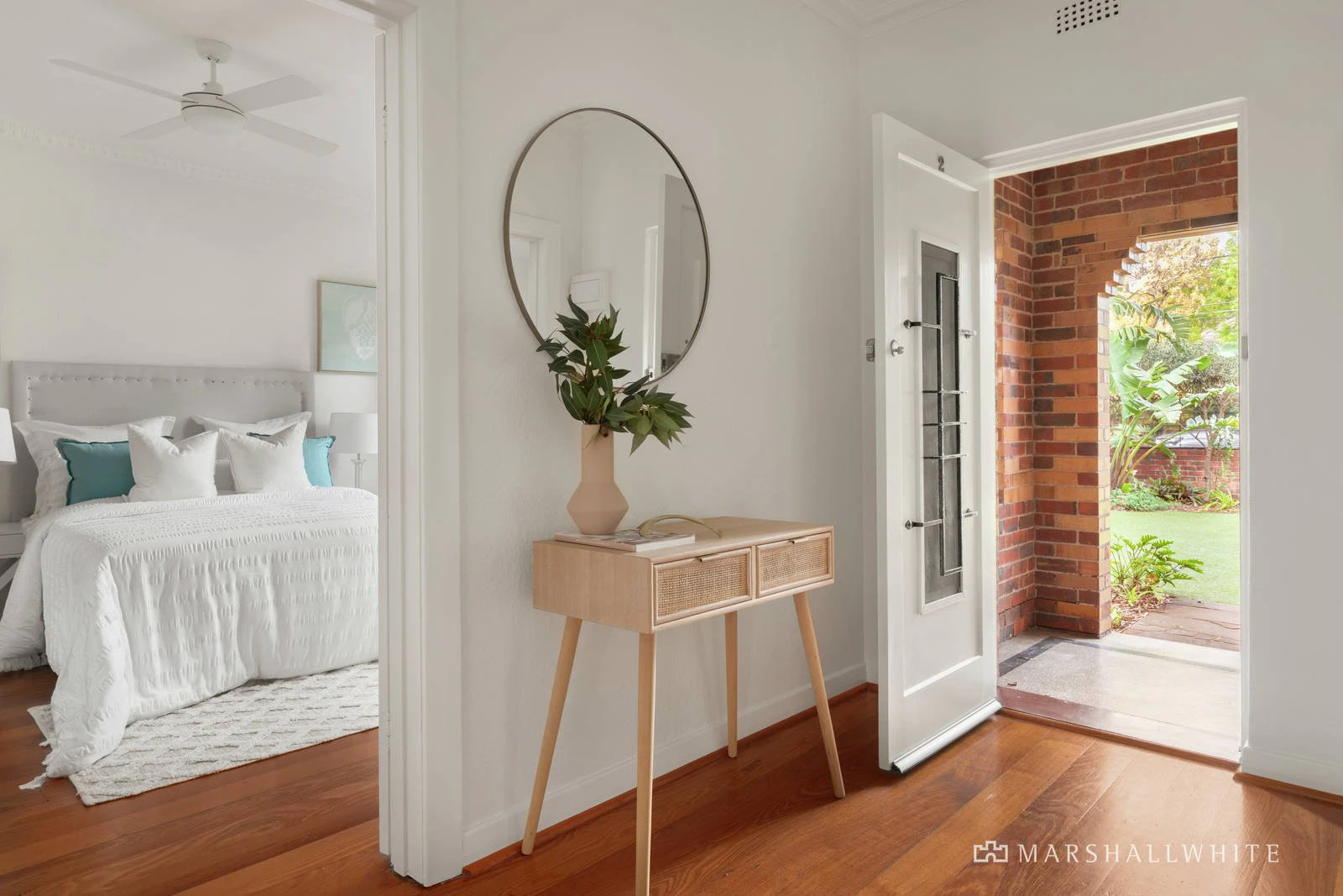 2/5 Collington Avenue, Brighton, VIC