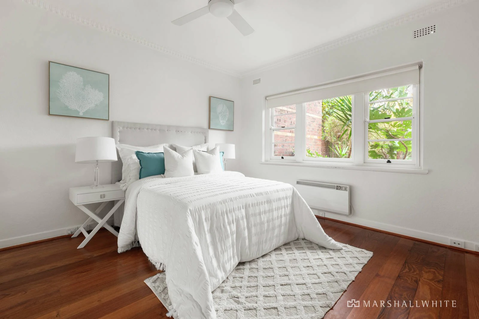 2/5 Collington Avenue, Brighton, VIC