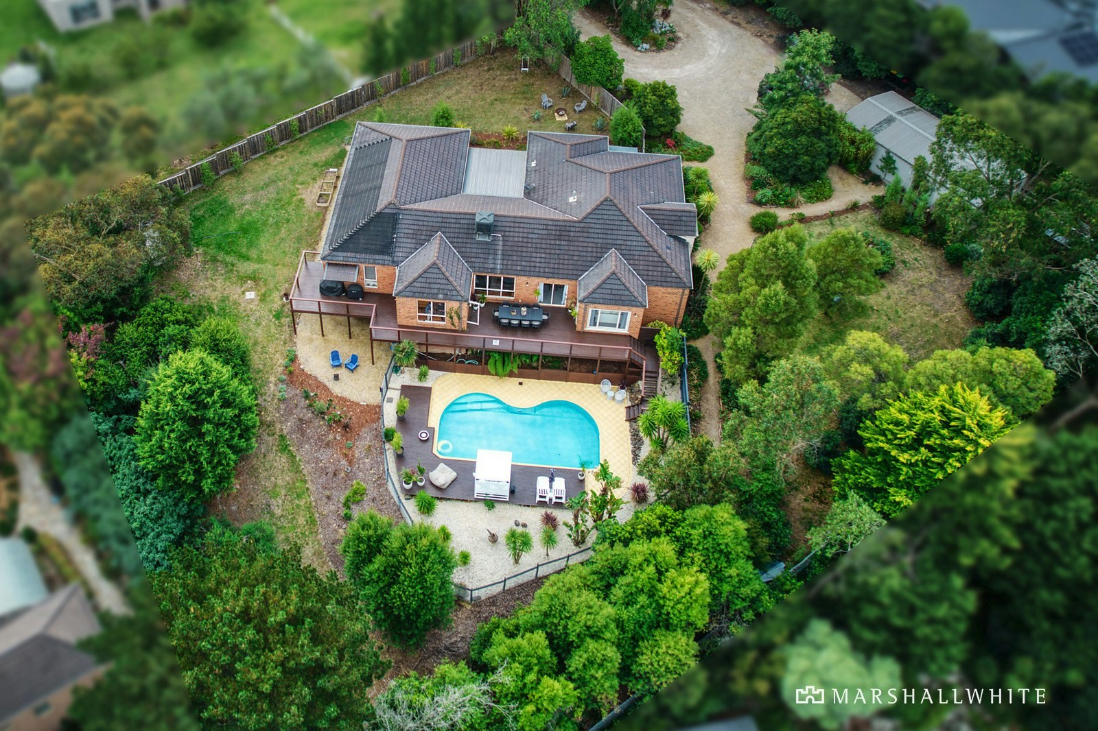 6 Falconer Road, Park Orchards, VIC