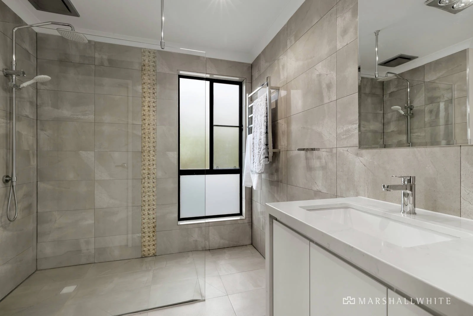 144 Kilby Road, Kew East, VIC