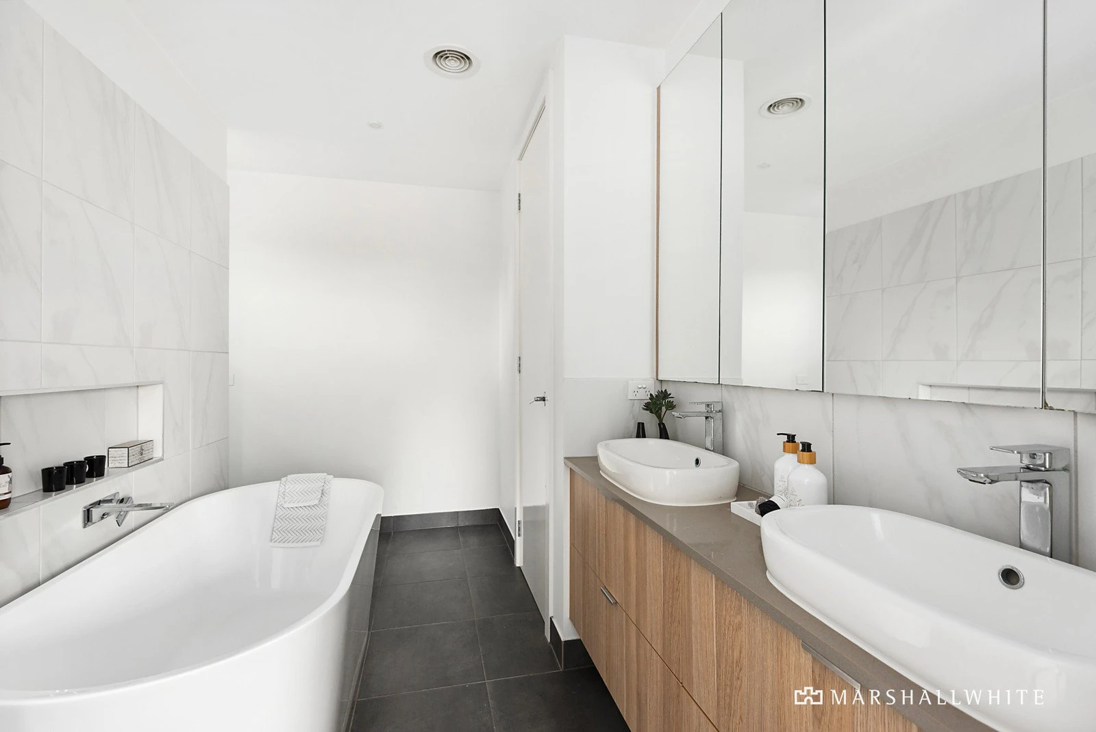 75A Parkmore Road, Bentleigh East, VIC
