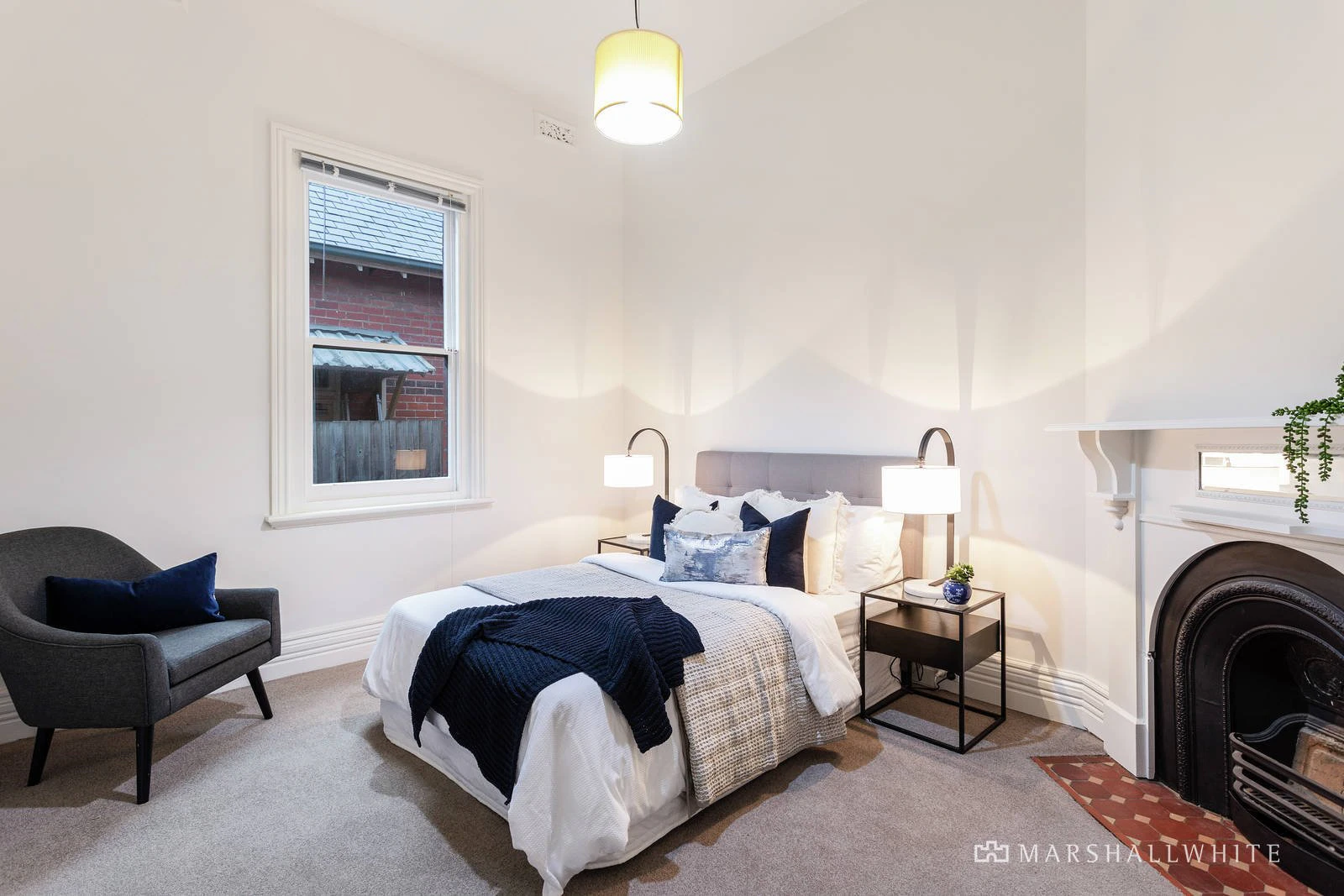 2a Glendearg Grove, Malvern, VIC