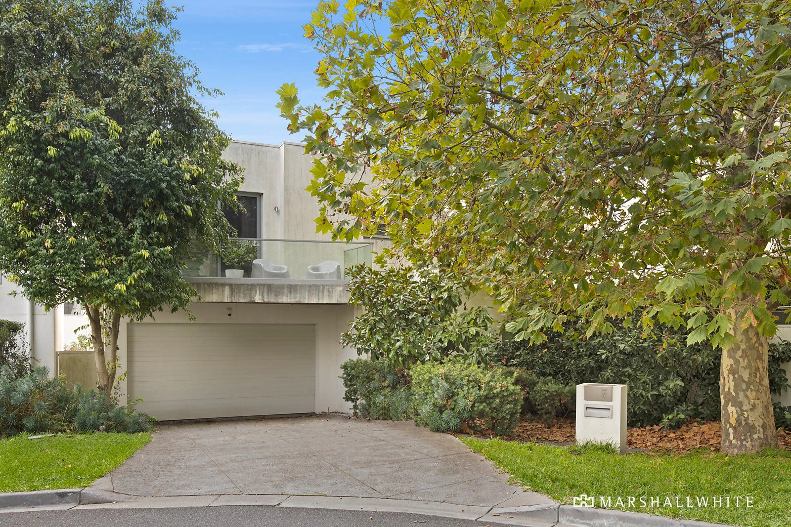 7 Linnaker Place, Kew, VIC
