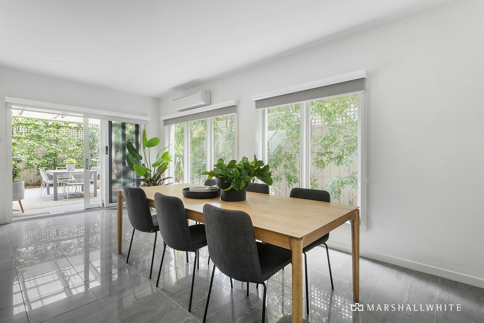 2 St James Park Drive, Brighton, VIC