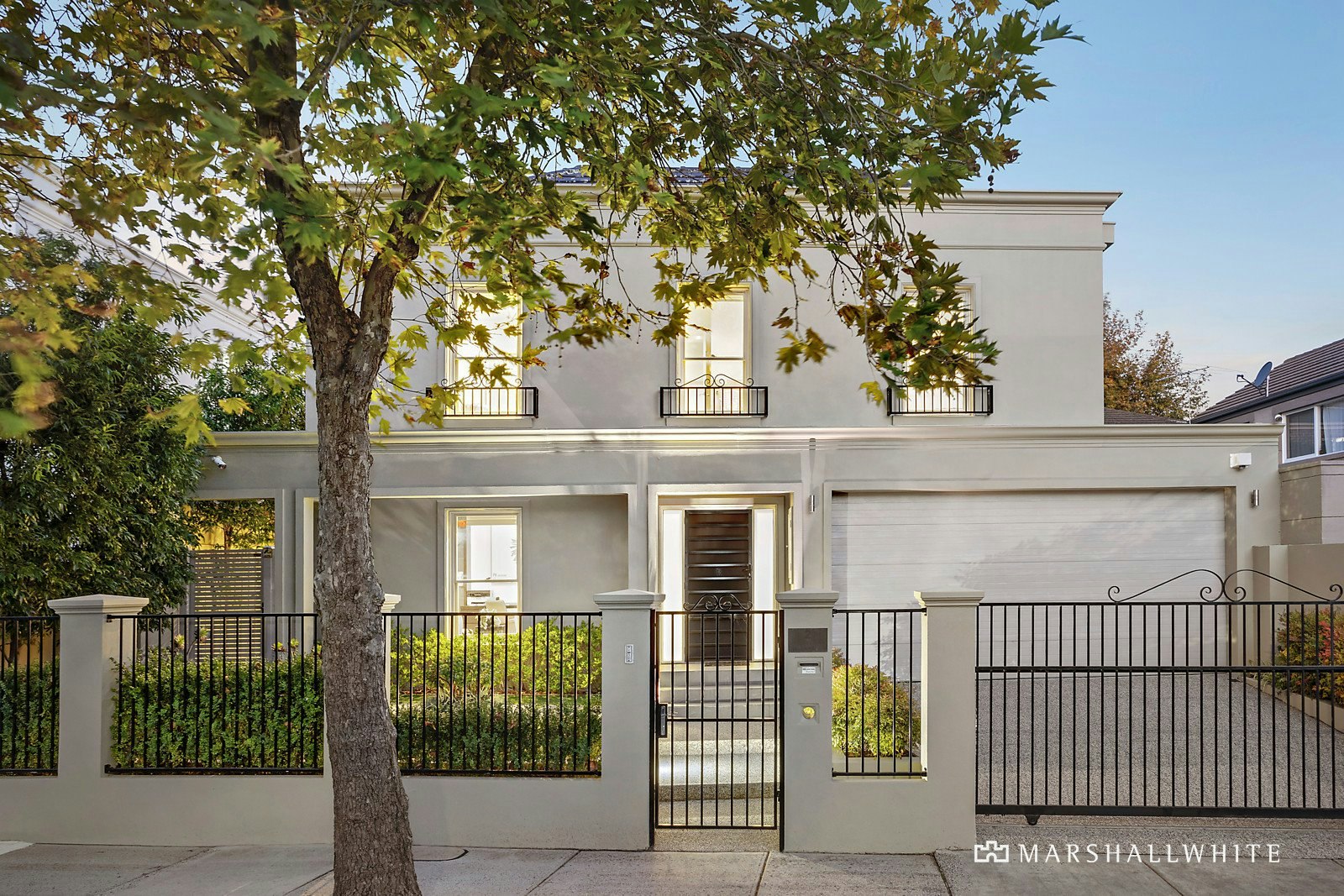 2 St James Park Drive, Brighton, VIC