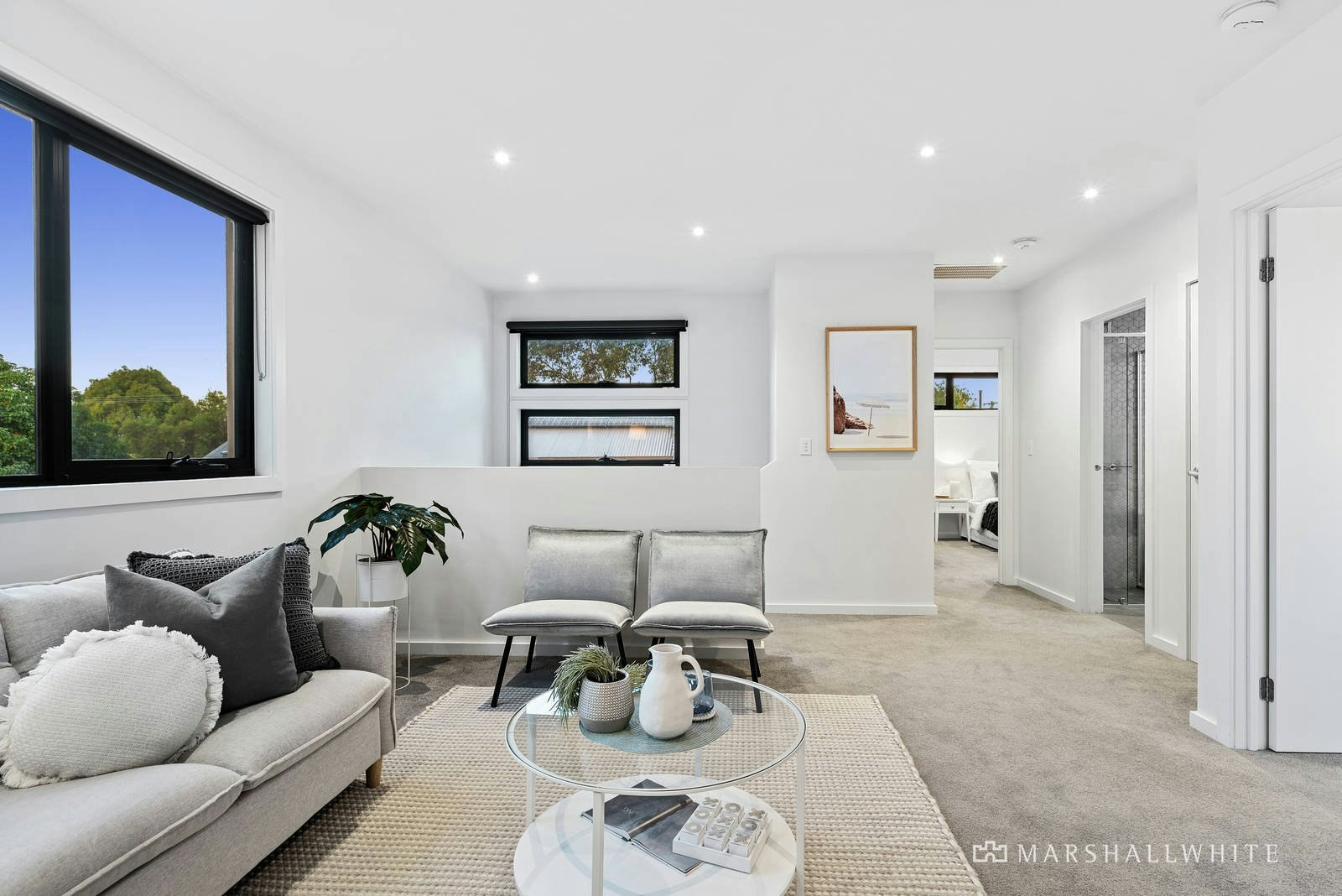 2/19 Seaview Avenue, Mornington, VIC
