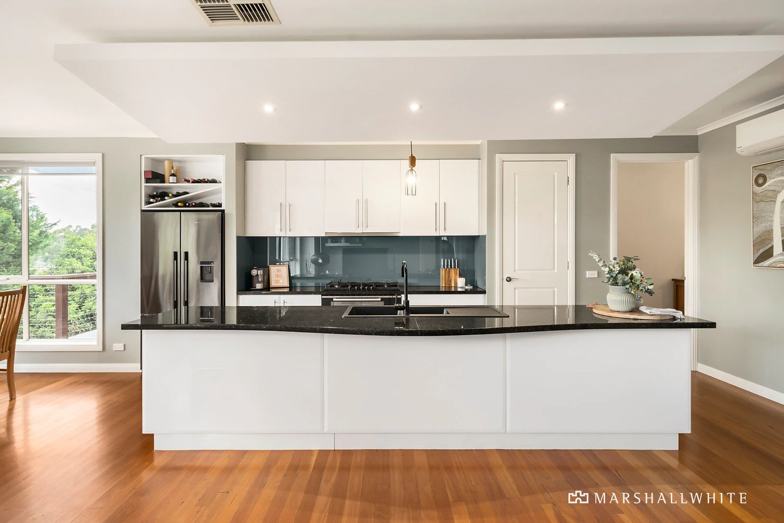 6 Falconer Road, Park Orchards, VIC