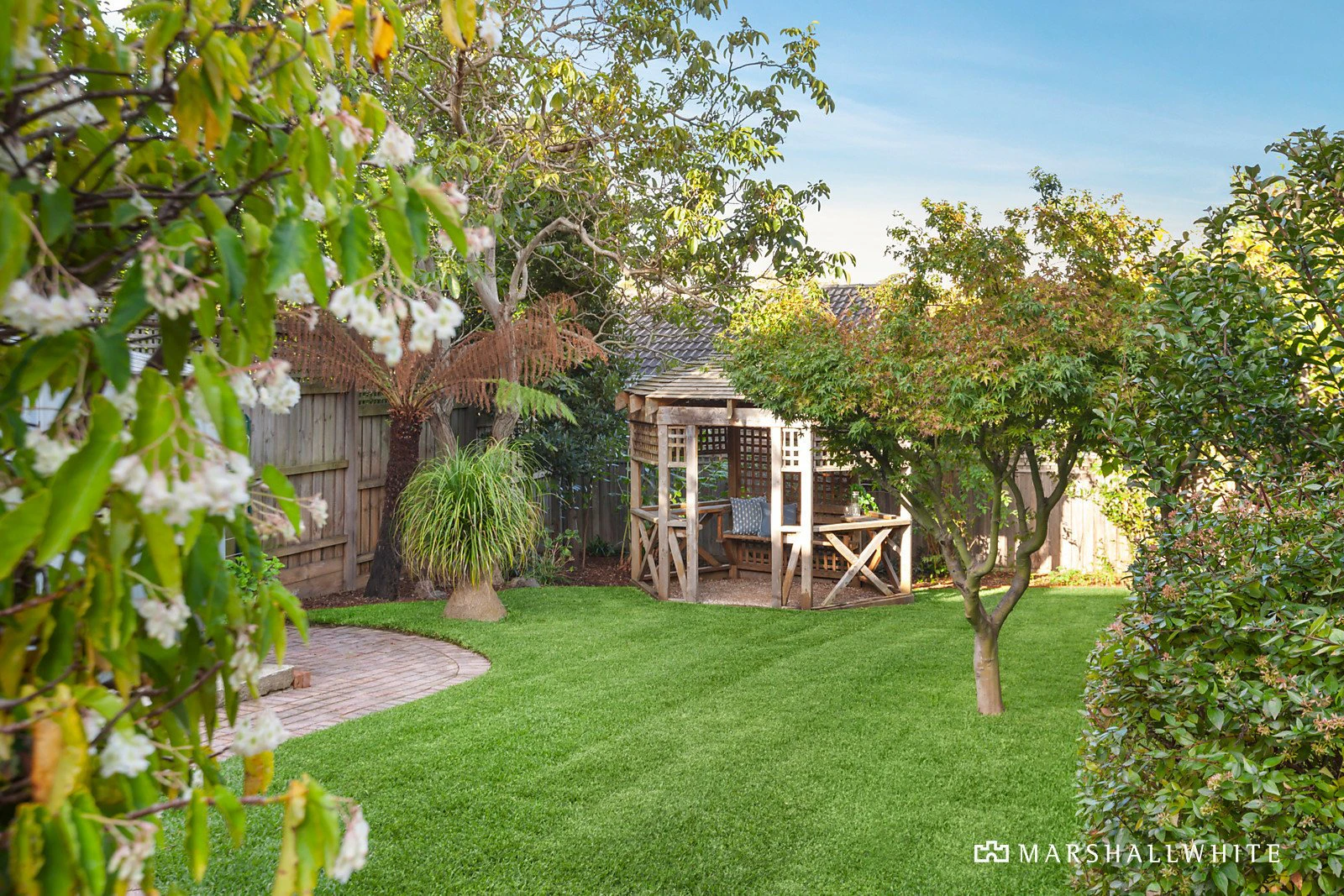 77A Durham Road, Surrey Hills, VIC