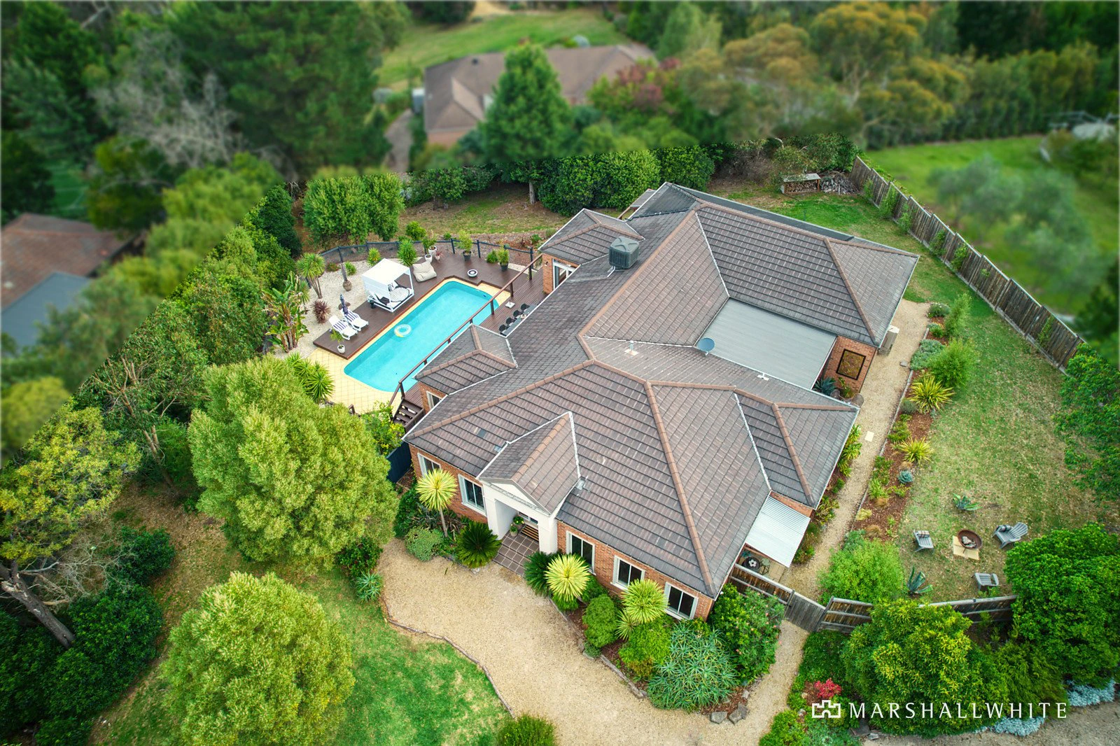 6 Falconer Road, Park Orchards, VIC