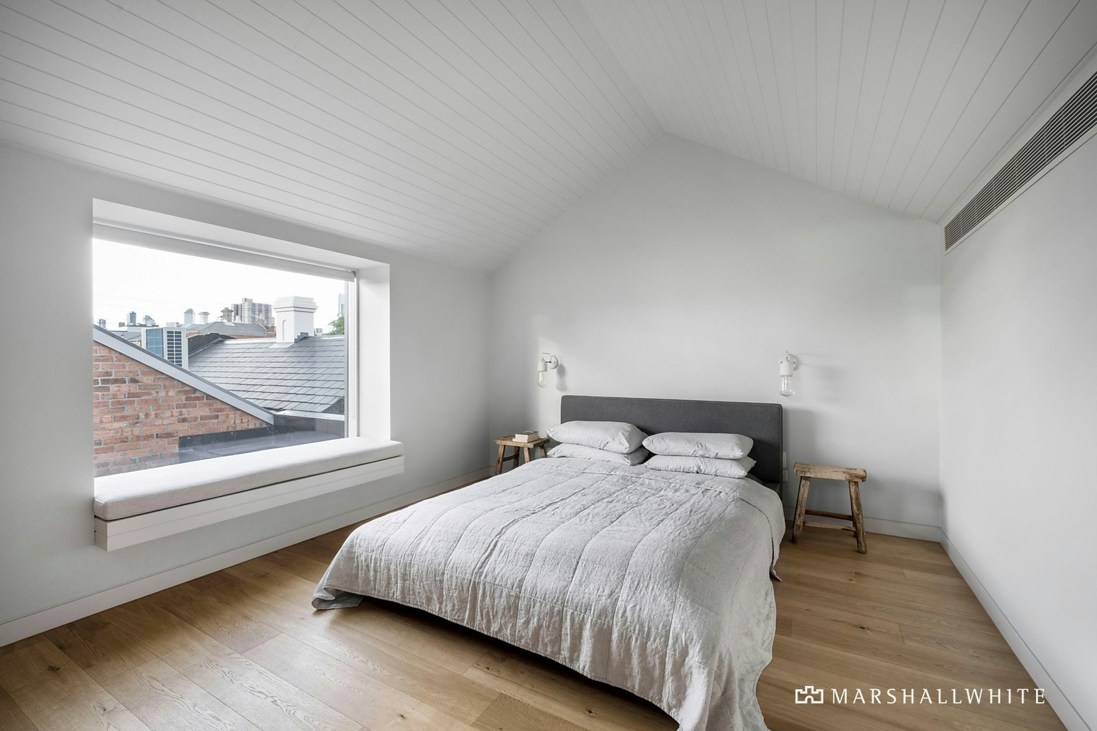 3 Finlay Street, Albert Park, VIC