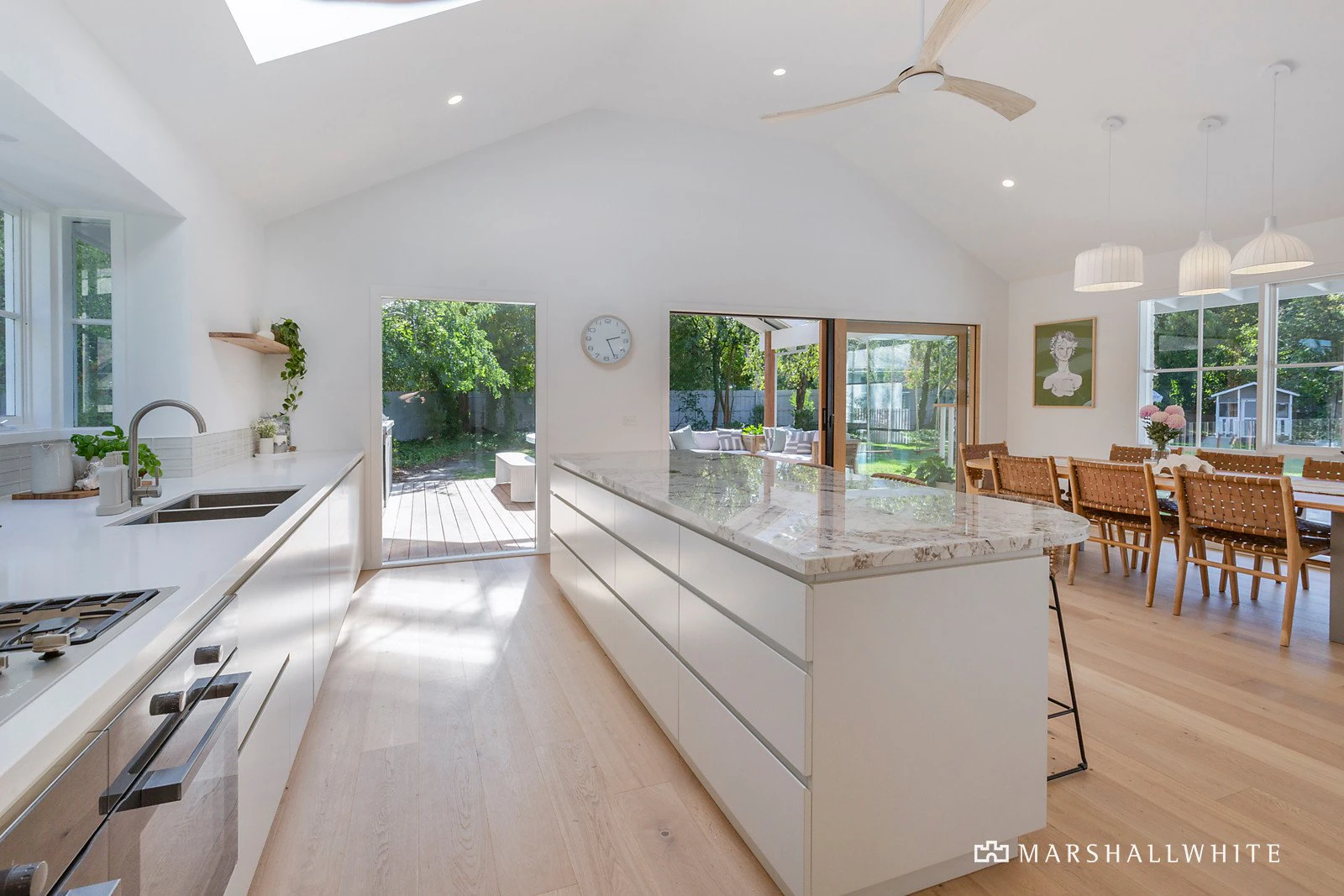 11 Rosedale Grove, Frankston South, VIC