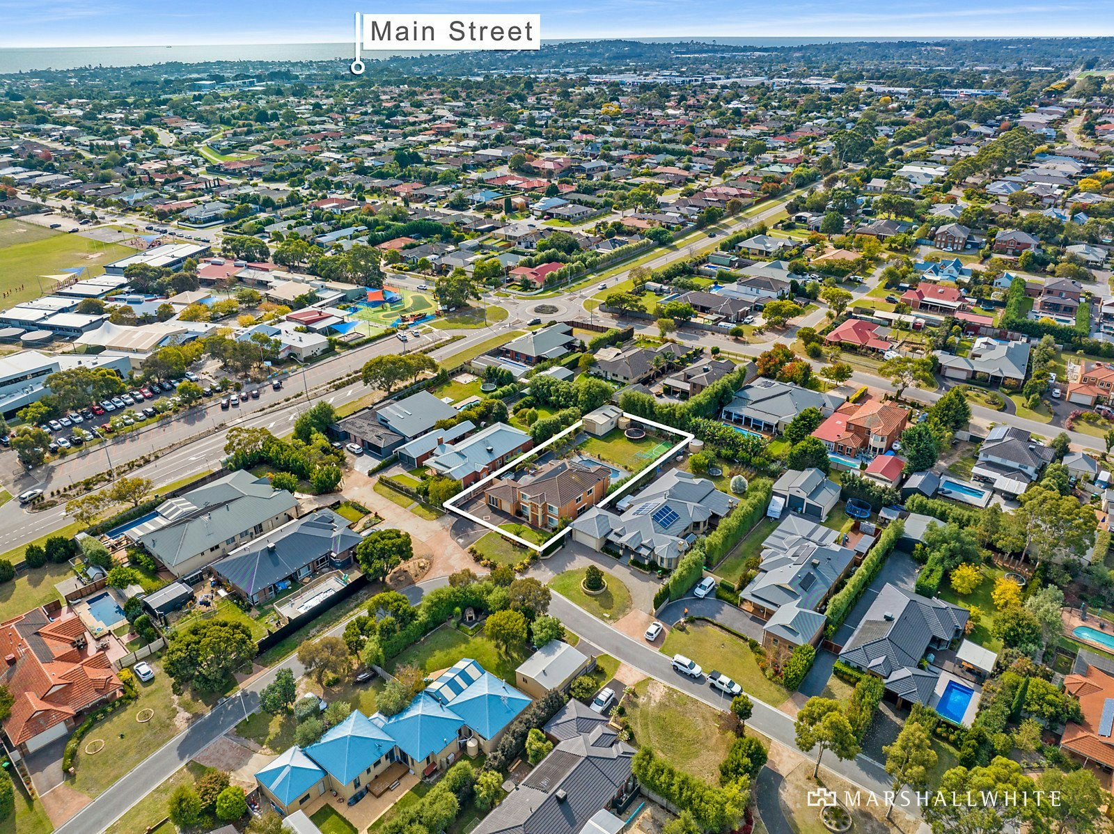 10 Morning Mist Court, Mornington, VIC