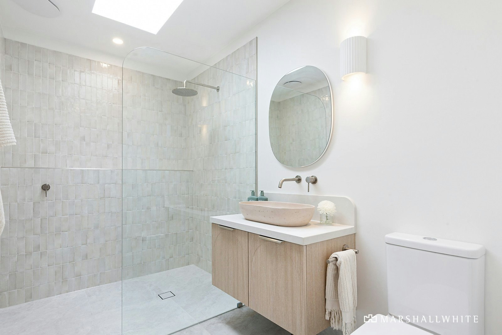 11 Rosedale Grove, Frankston South, VIC