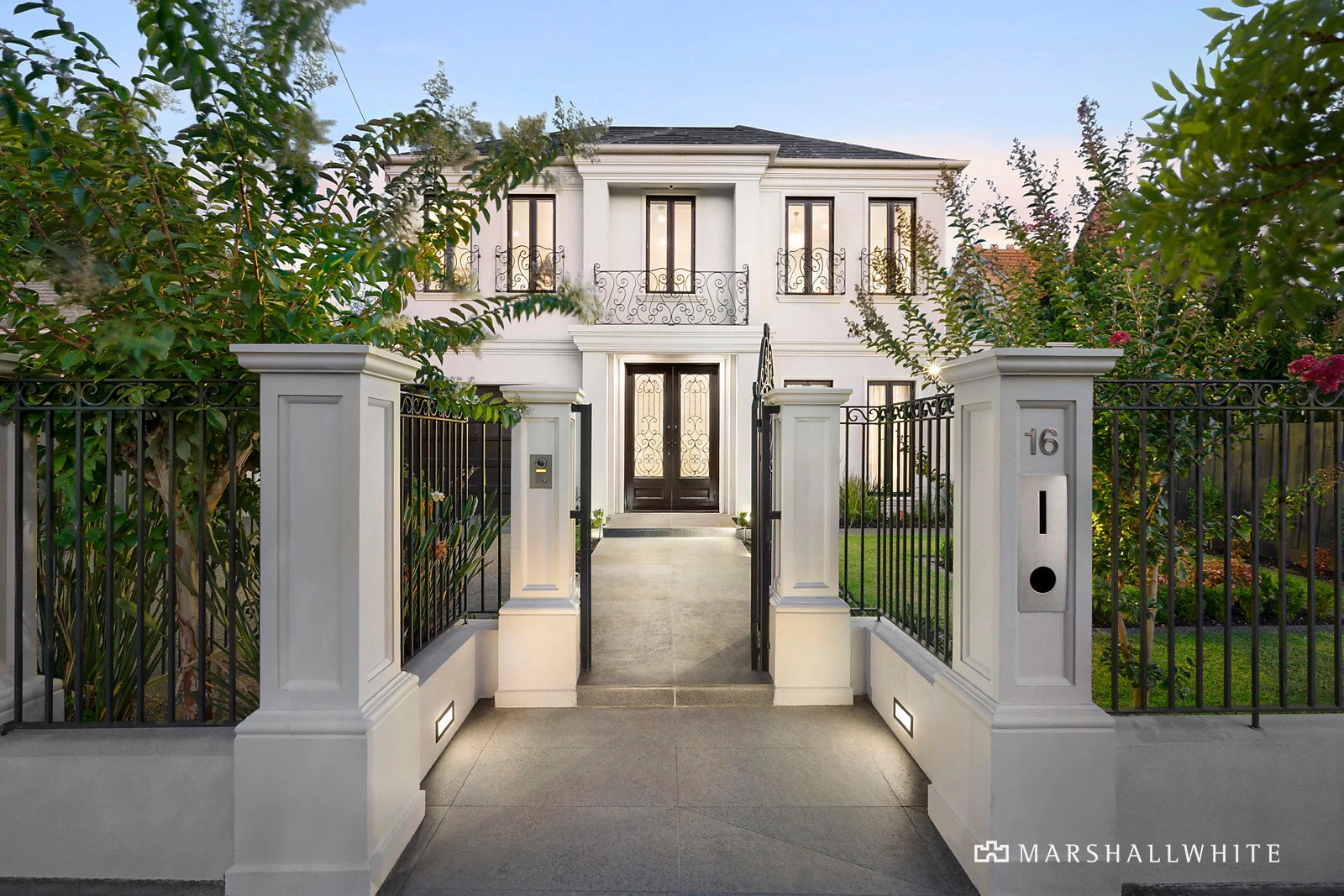 16 Bourneville Avenue, Brighton East, VIC