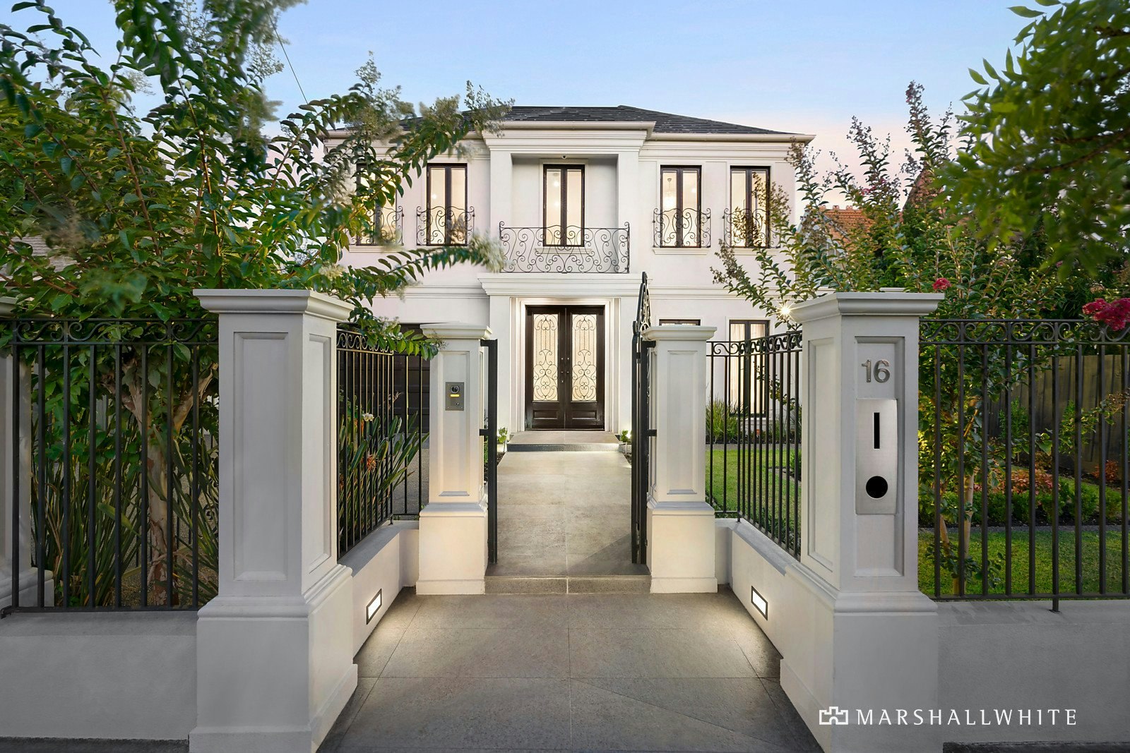 16 Bourneville Avenue, Brighton East, VIC