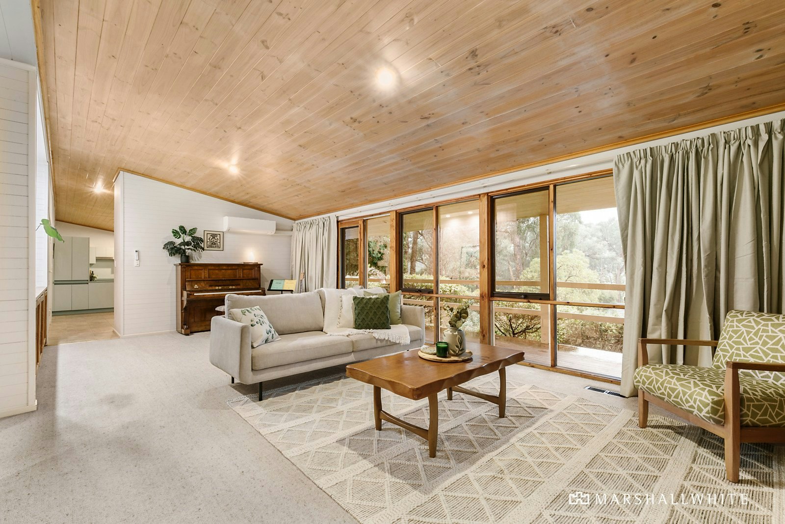 4 Joseph Court, Park Orchards, VIC