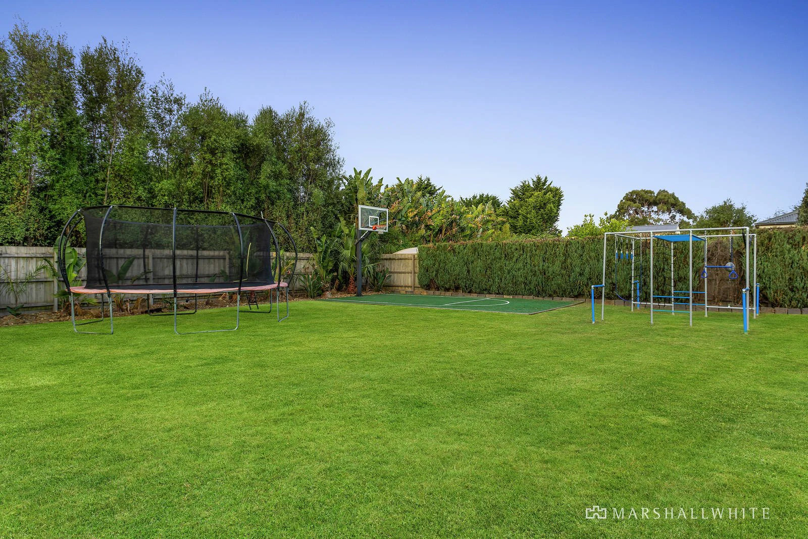 10 Morning Mist Court, Mornington, VIC