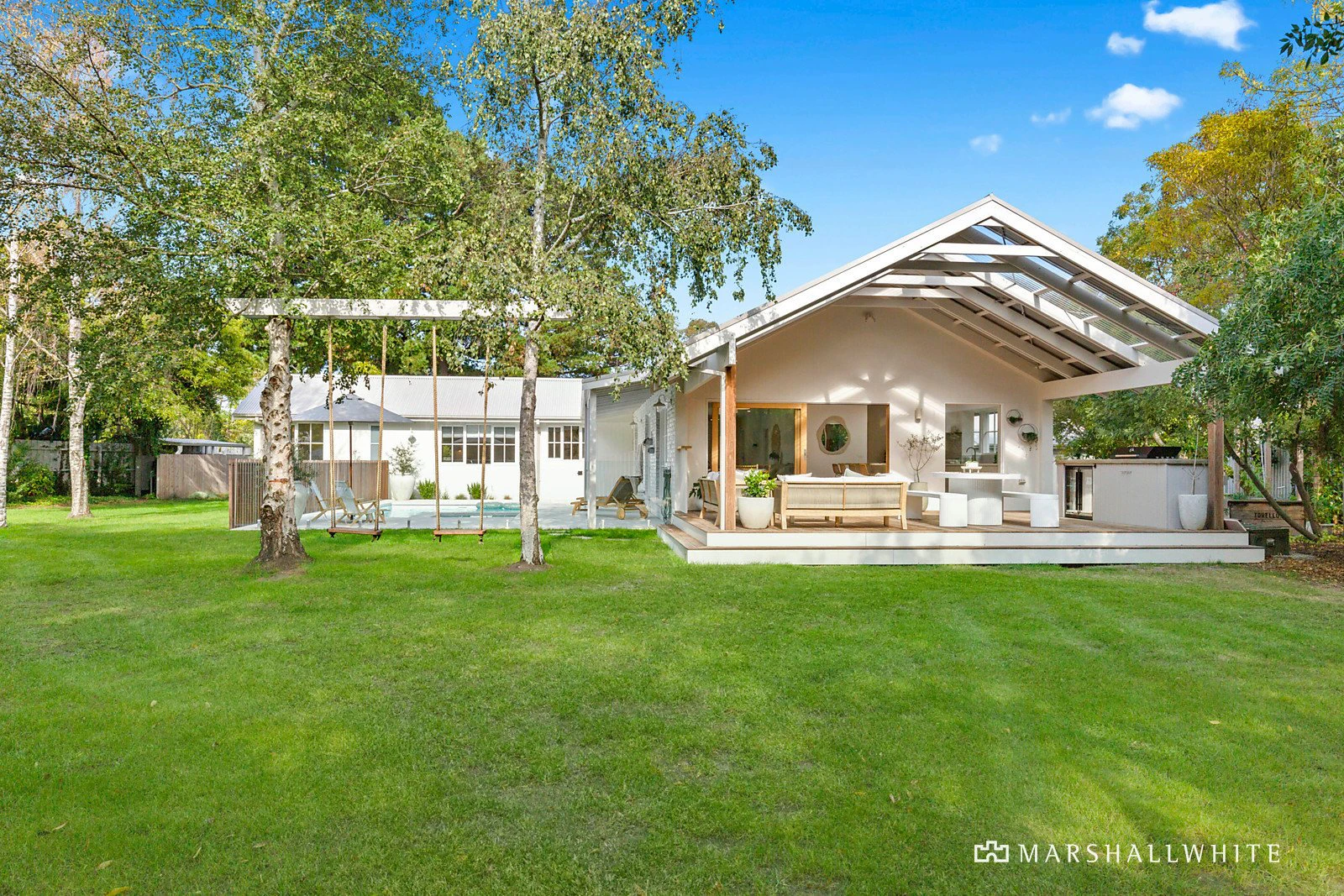 11 Rosedale Grove, Frankston South, VIC
